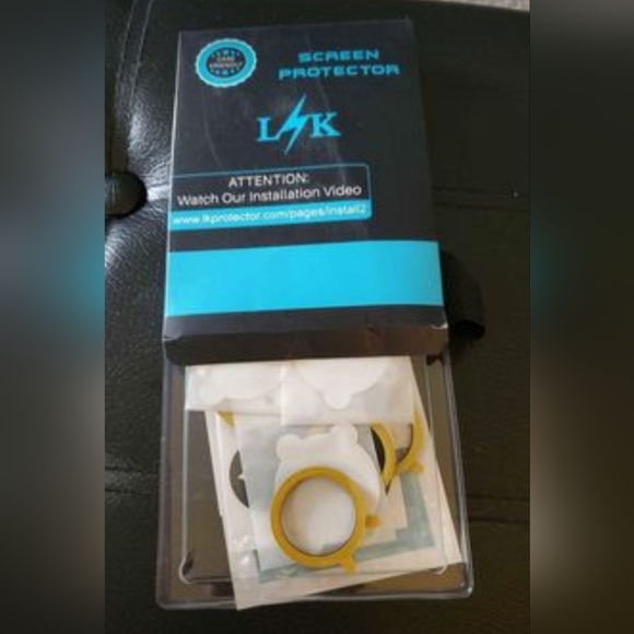 Samsung Galaxy watch Active 2 never used with protective cover Rose metal band + - Picture 4 of 8